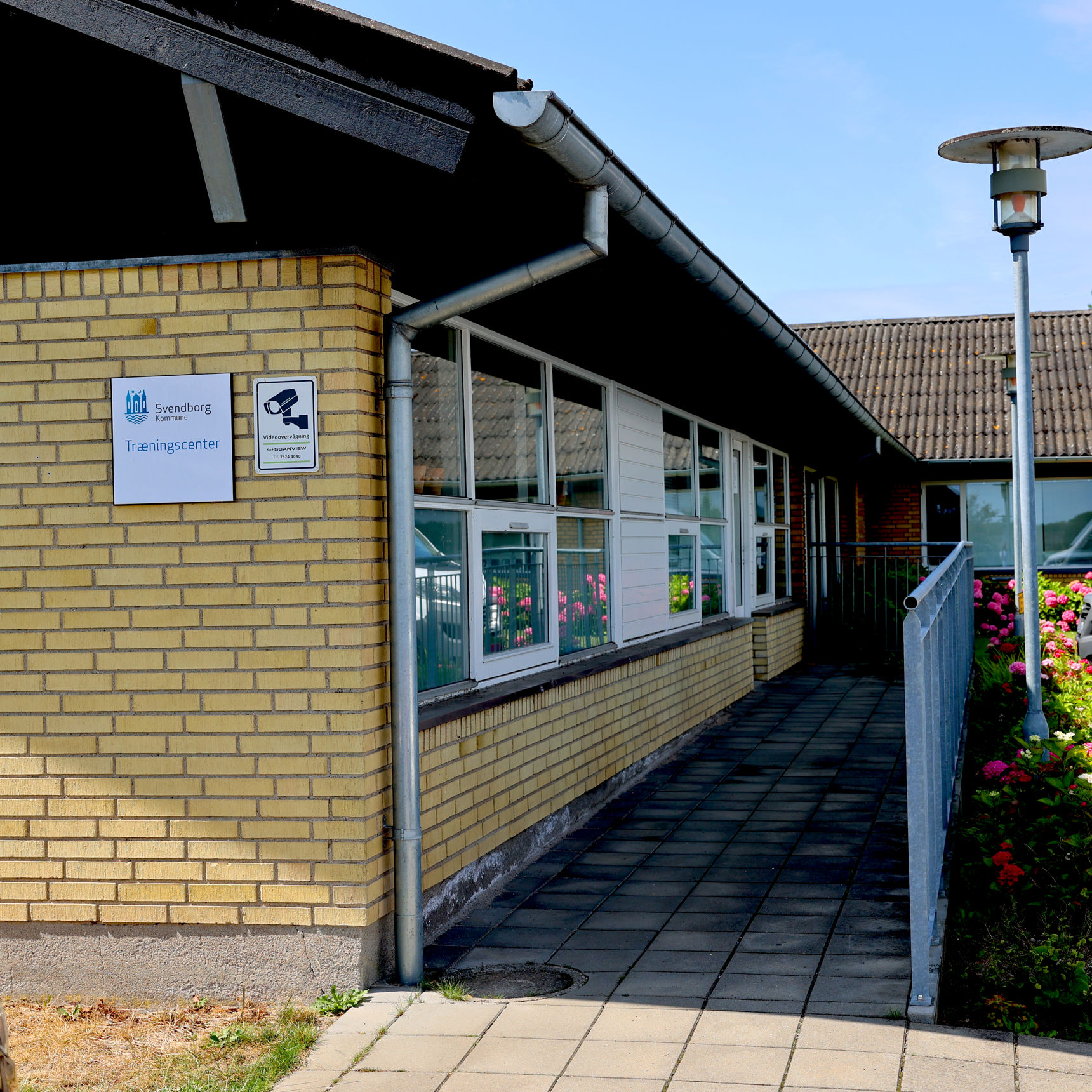 Foto af indgang til Tåsinge Træningscenter