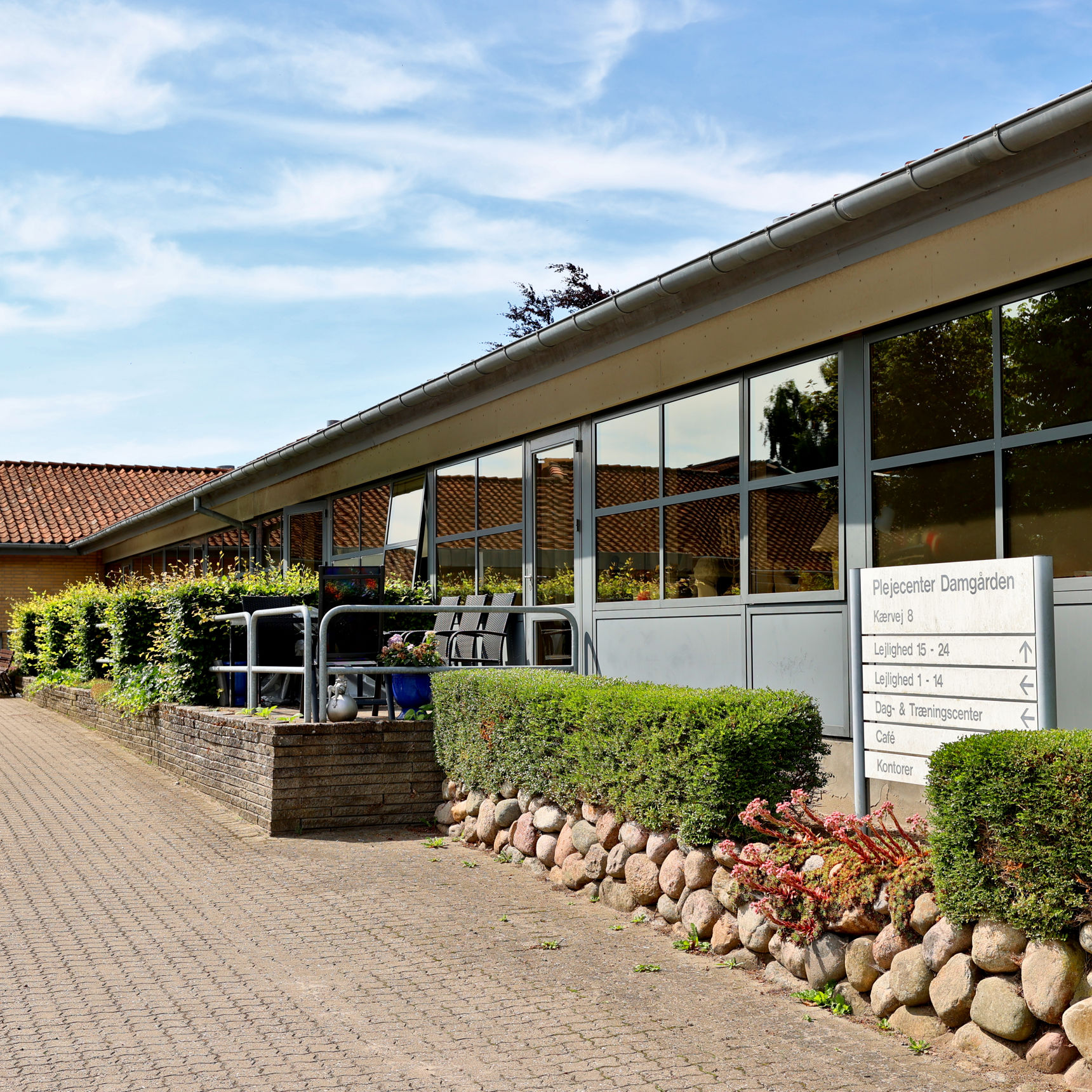 Foto af adgangen til Damgården